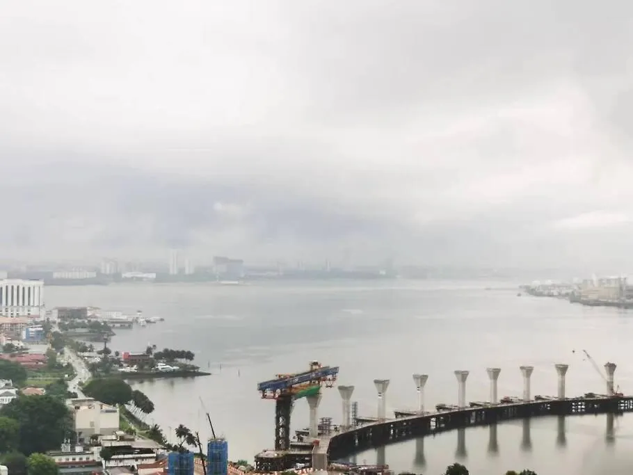 Sofia Superior Suite 2R2B-61258 At R&F Princess Cove Johor Bahru Apartment